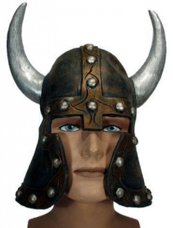 Latexová viking helma